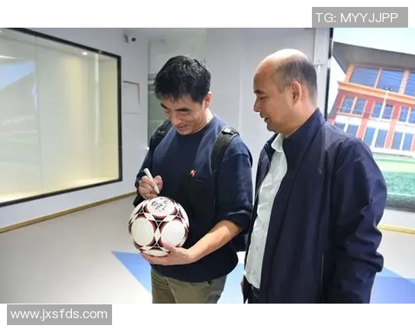 伊力特球员张涵卓表现出色，成为球队突出的新生力量