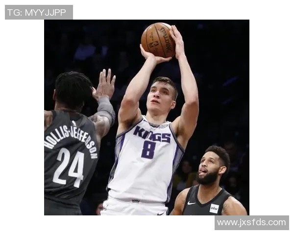 绿军队新秀表现出色,助球队战绩逐渐攀升 绿军队新秀表现出色,助球队战绩逐渐攀升